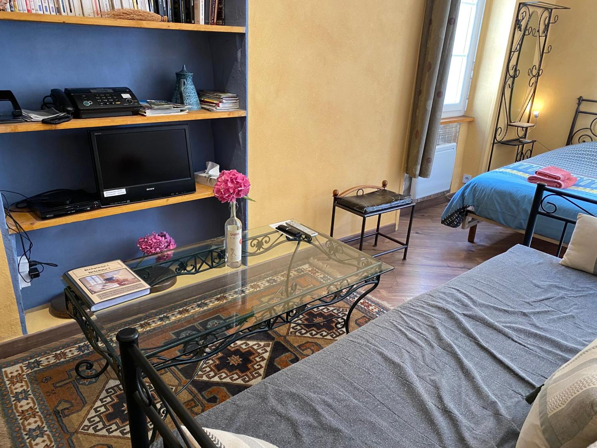 Residence Verdi - Appartements Meubles En Centre Ville Bedarieux Bagian luar foto