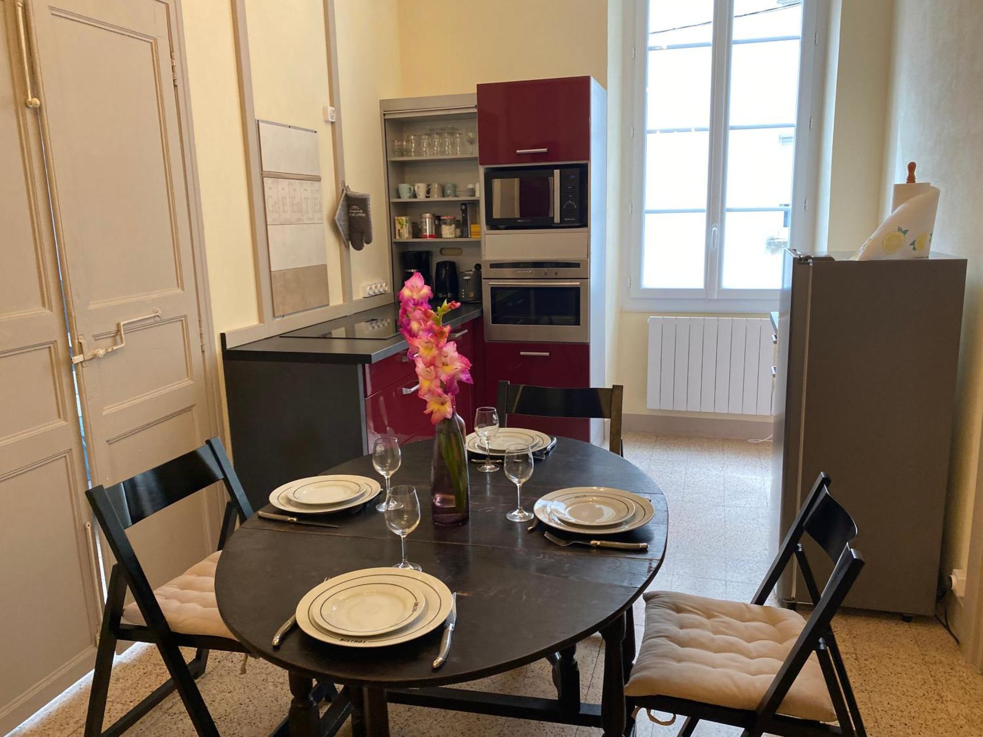Residence Verdi - Appartements Meubles En Centre Ville Bedarieux Bagian luar foto