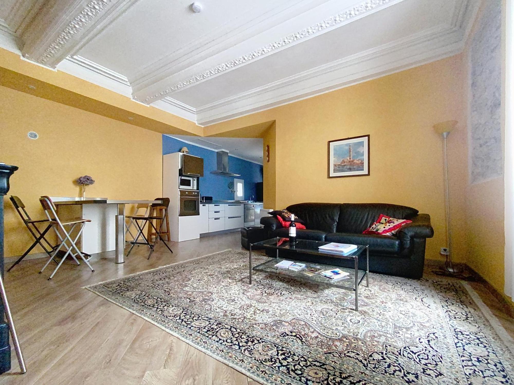 Residence Verdi - Appartements Meubles En Centre Ville Bedarieux Bagian luar foto
