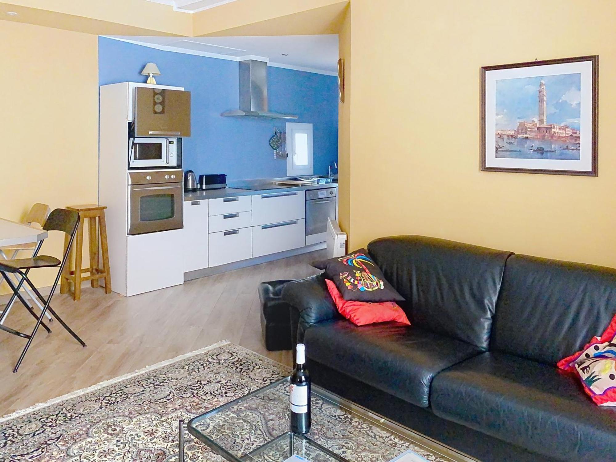 Residence Verdi - Appartements Meubles En Centre Ville Bedarieux Bagian luar foto